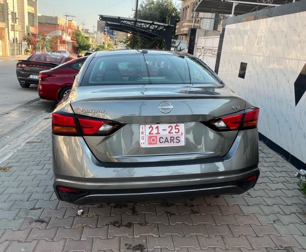 نیسان ئەلتیما